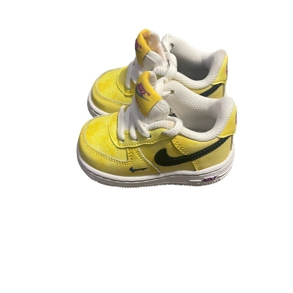 NWOT NIKE Air Force 1 Peace Love Basketball Athletic Shoe Toddler Size 4C Yellow - Picture 2 of 10